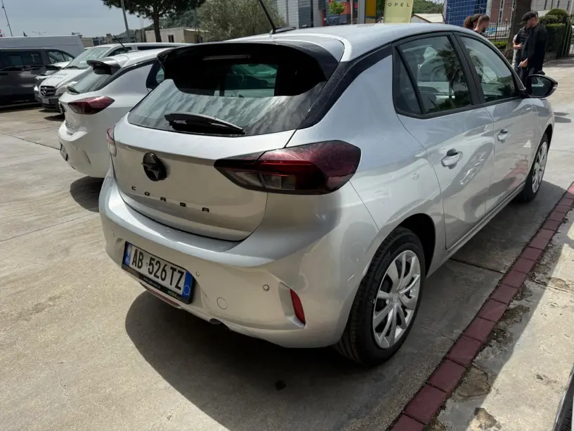 Auto mieten in Tirana