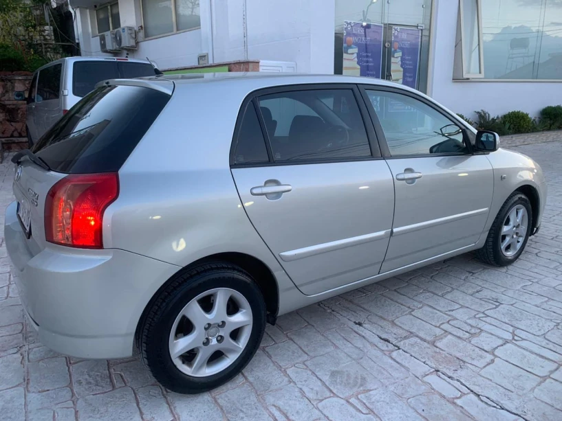 Rent a car in Sarandë