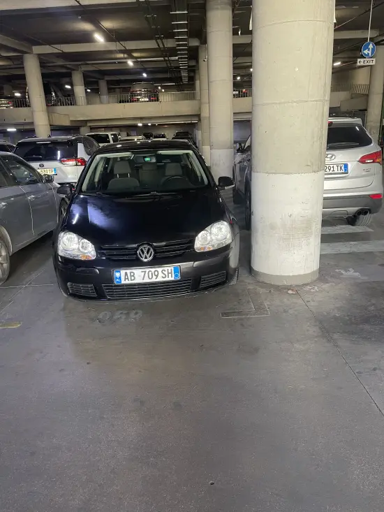 Rent a 2008 Volkswagen Golf in Tirana