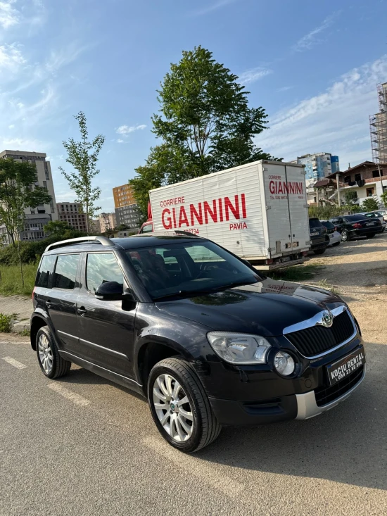 Noleggia una Skoda Yeti dell'anno 2010 a Tirana