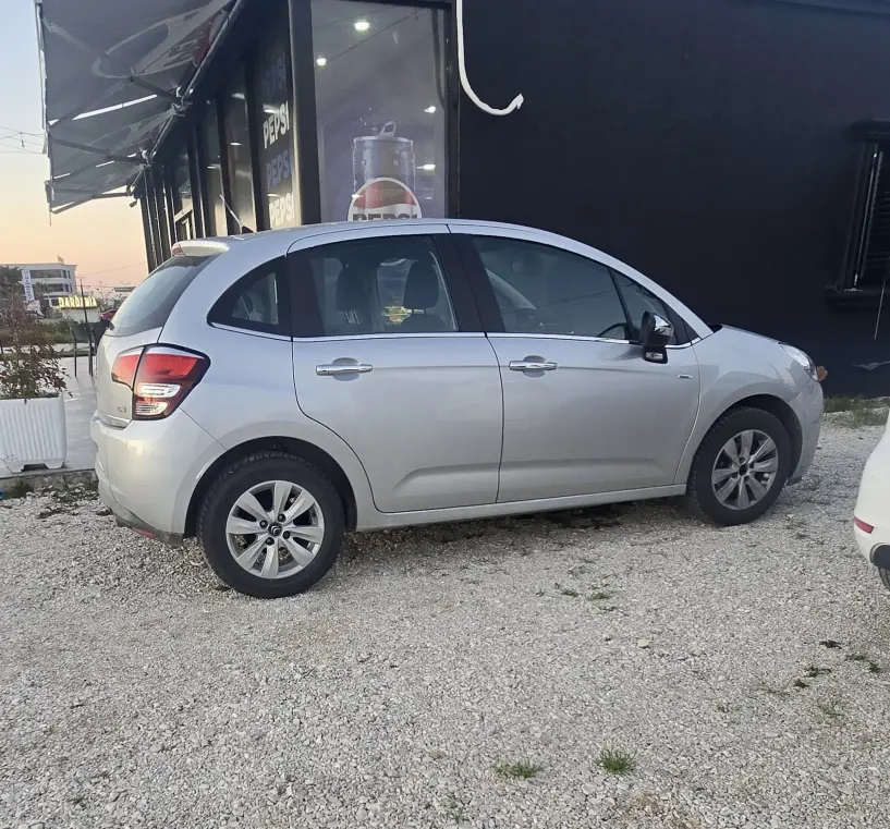 Rent a car in Tirana Rent a car in Tirana