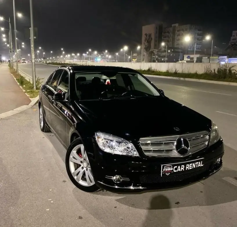 Alquila un coche en Tirana Alquila un coche en Tirana