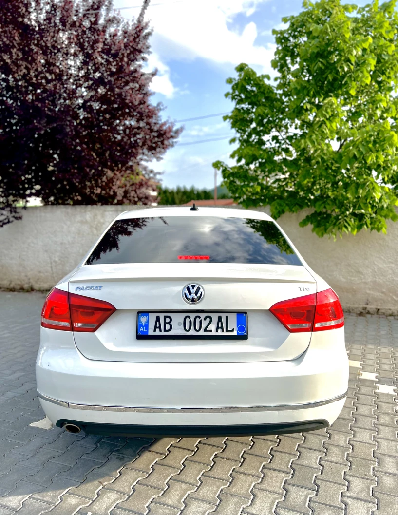 Rent a car in Tirana