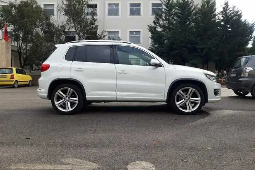 Auto mieten in Tirana