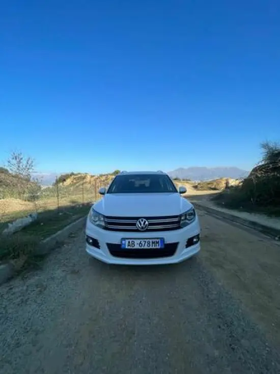 Rent a 2015 Volkswagen Tiguan in Tirana