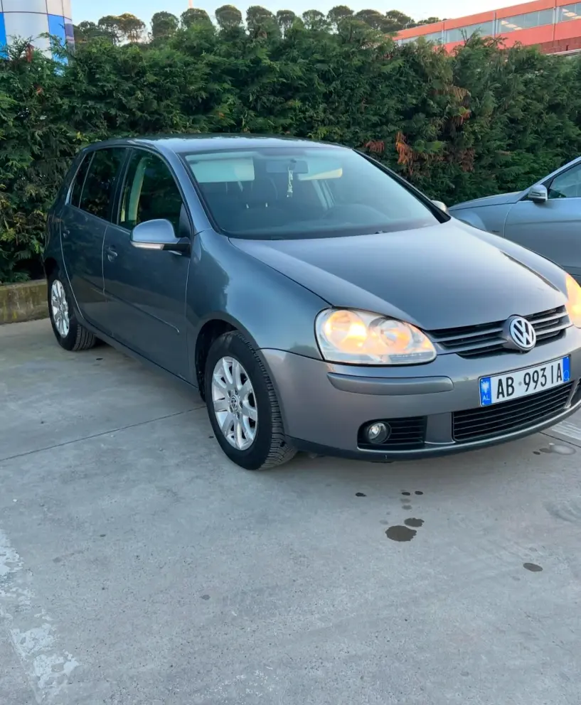 Rent a car in Tirana