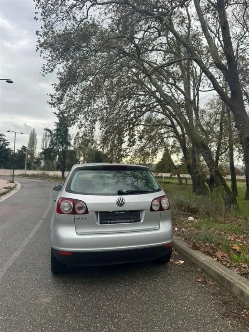 Rent a car in Tirana