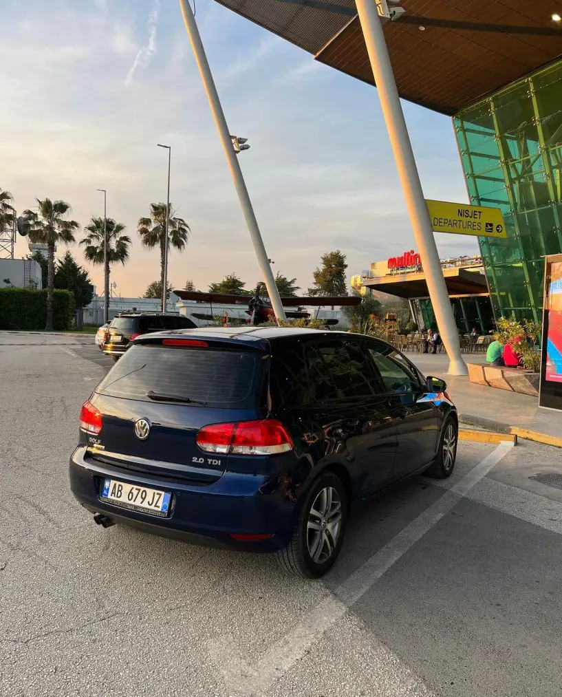 Alquila un coche en Tirana Alquila un coche en Tirana