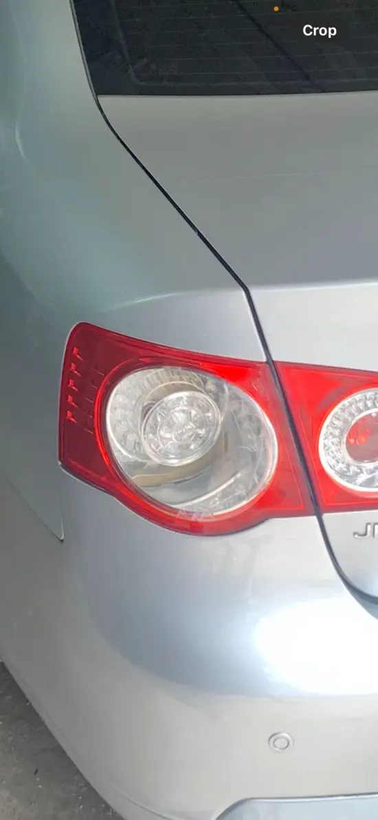 Rent a 2006 Volkswagen Golf 5 in Tirana