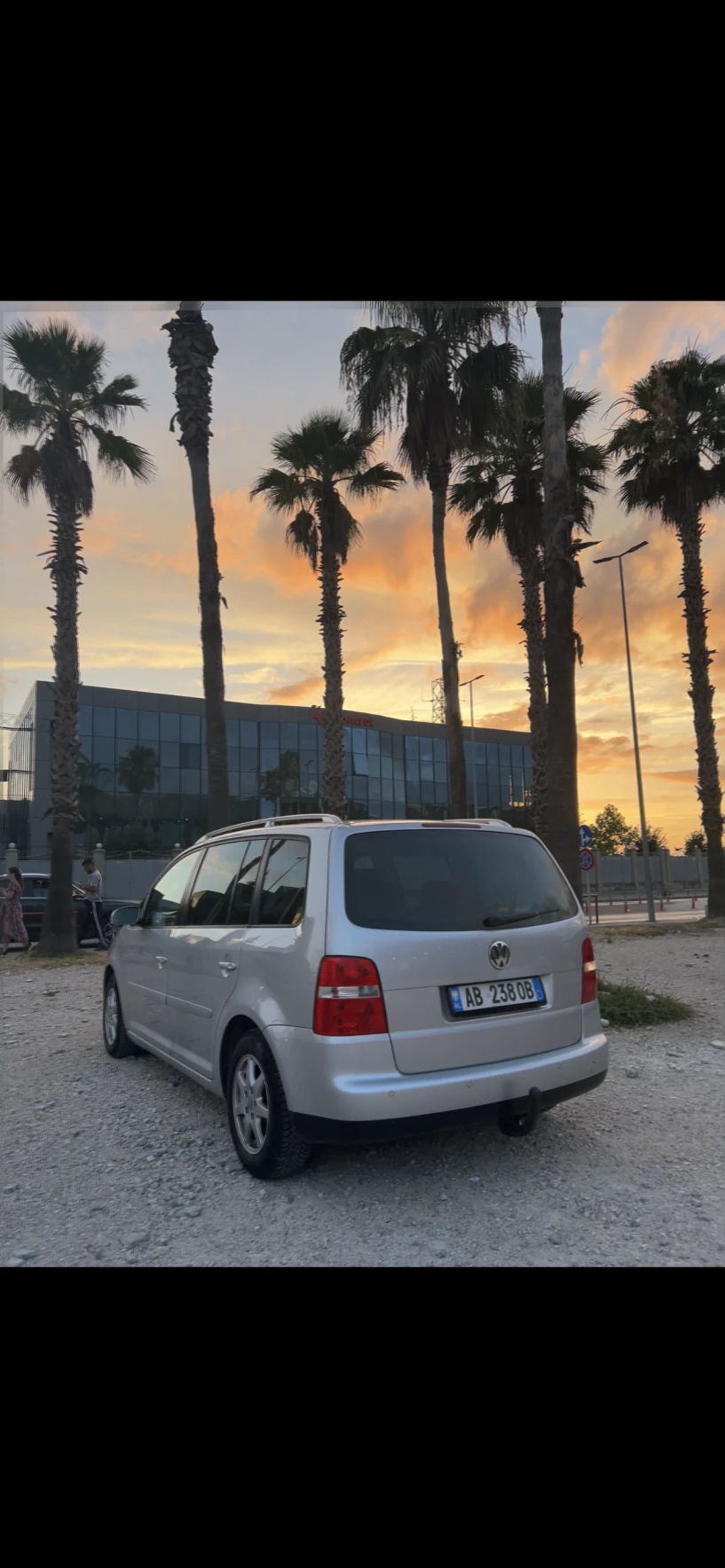 Alquila un coche en Tirana