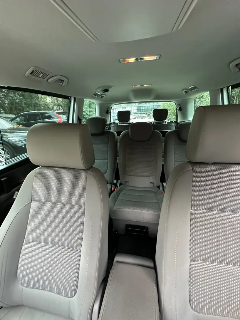 Alquila un coche en Tirana