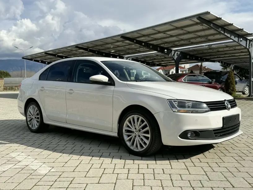 Louer une voiture à Tirana