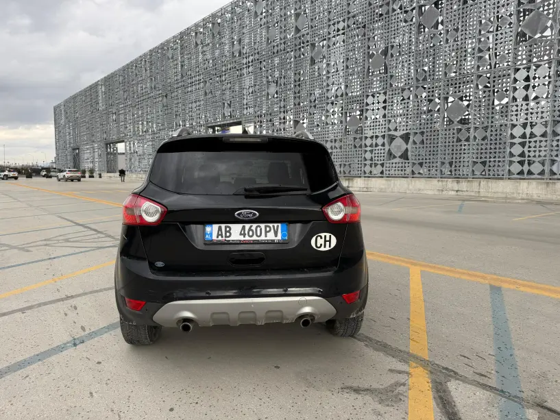 Wynajmij samochód w Tirana