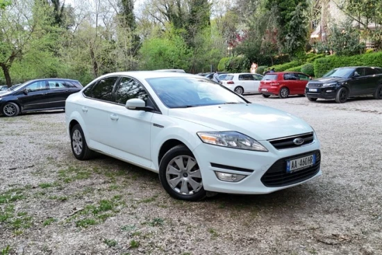 Rent a 2014 Ford Mondeo in Tirana