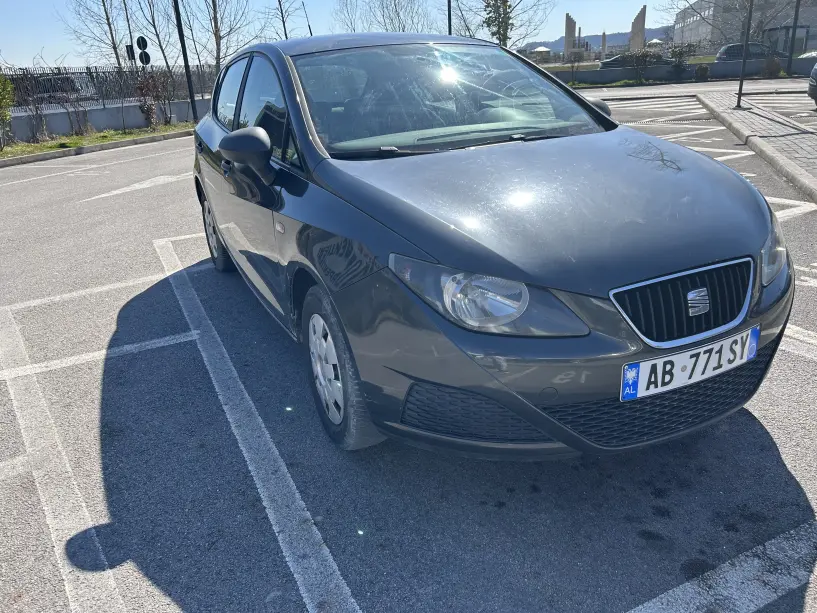 Louer une voiture à Tirana