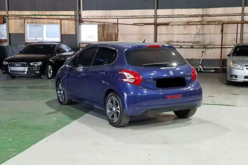 Rent a car in Tirana