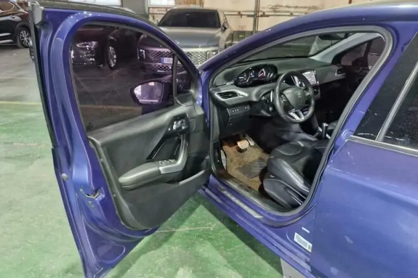 Rent a car in Tirana