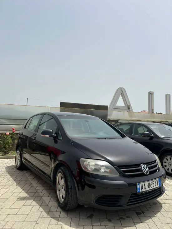 Rent a 2007 Volkswagen Golf Plus in Tirana