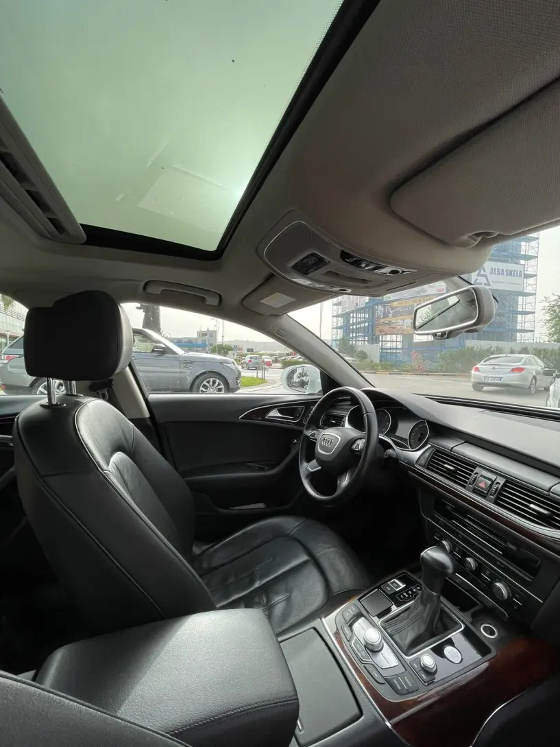 Auto mieten in Tirana