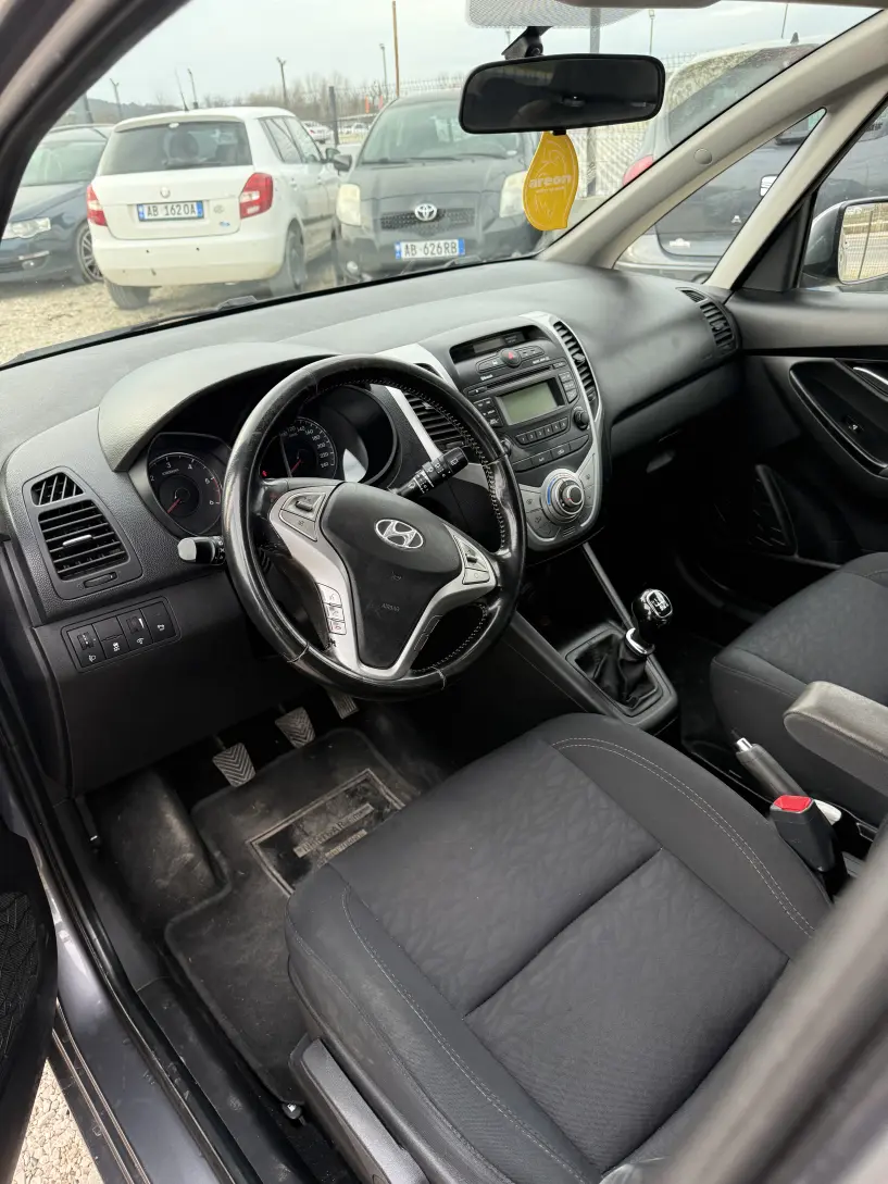 Rent a car in Tirana
