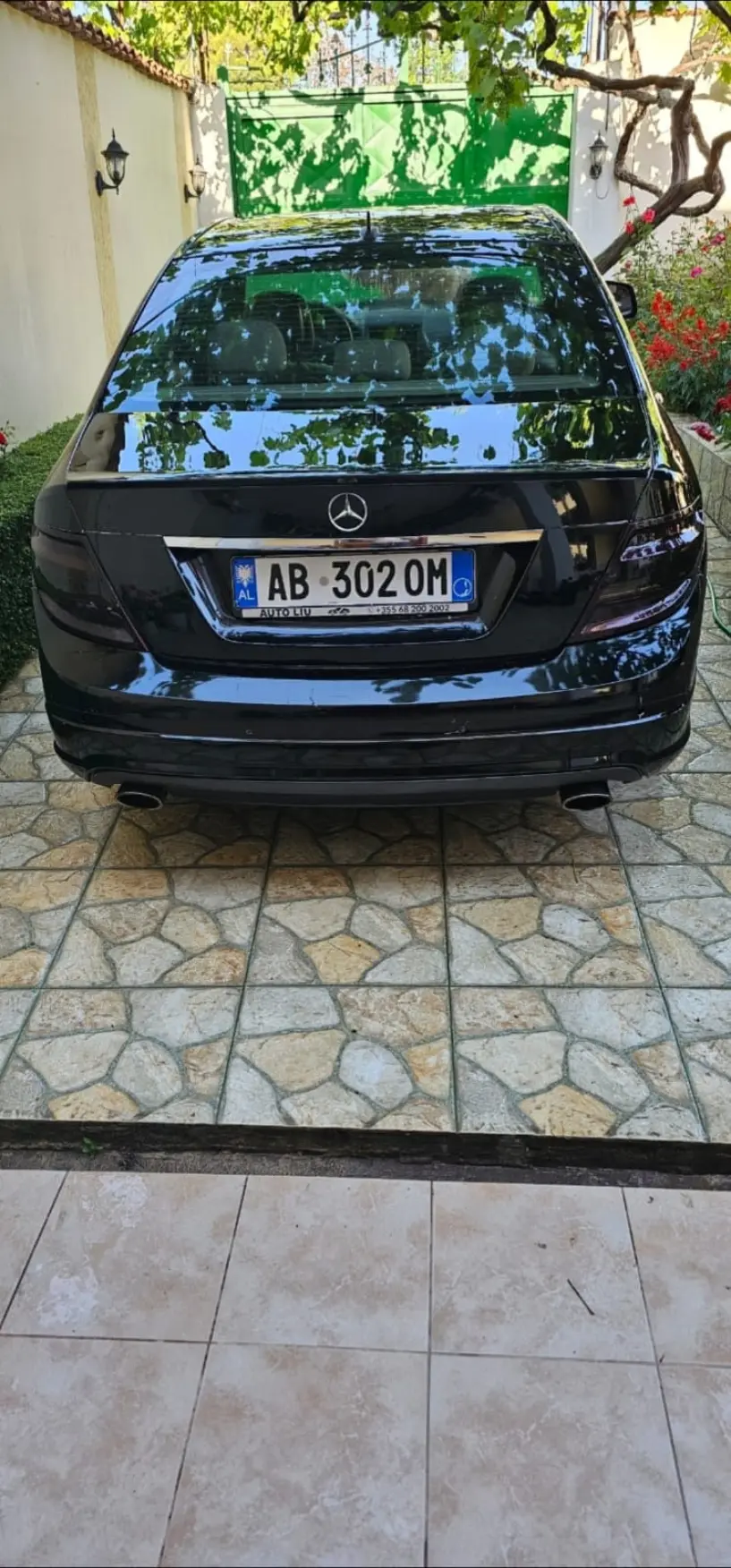Rent a car in Tirana