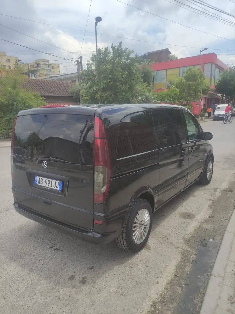 Noleggia un'auto a Tirana Noleggia un'auto a Tirana