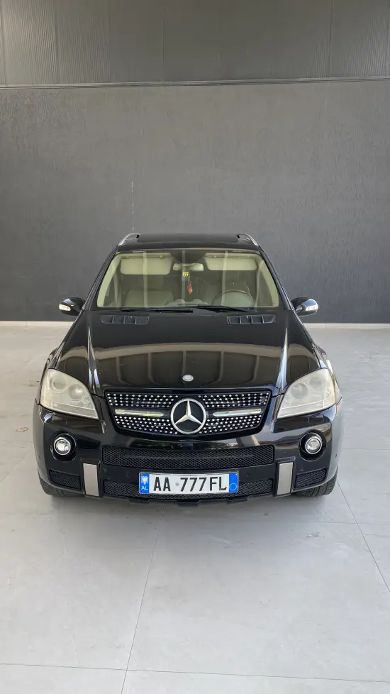 Louer une Mercedes-Benz ML 280 de l'année 2007 à Durrës