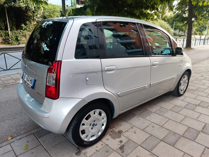 Rent a car in Tirana