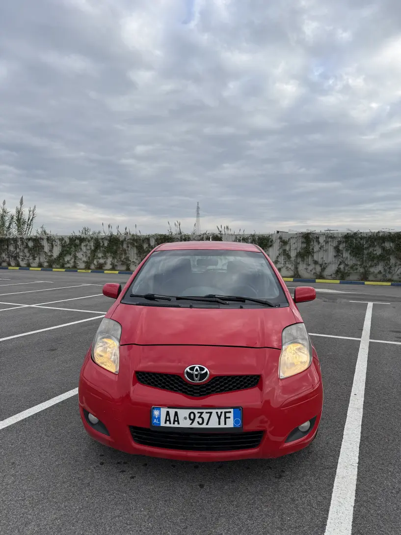 Noleggia un'auto a Durrës