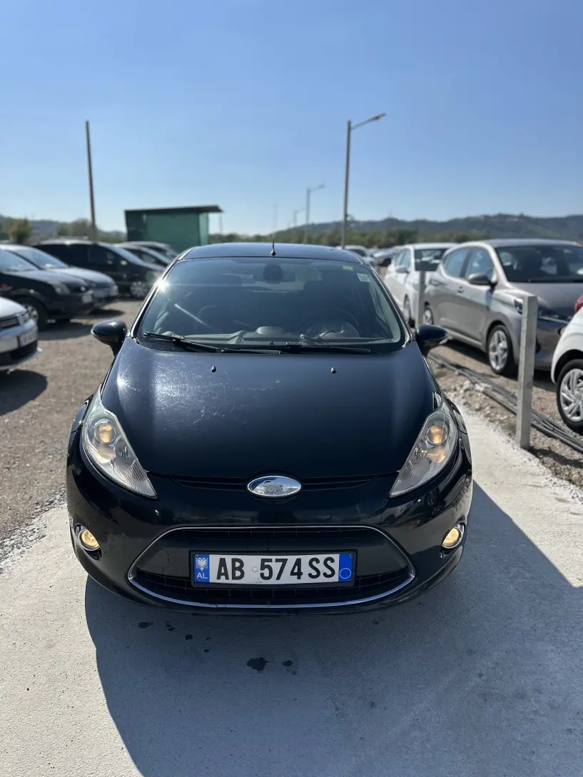 Alquila un coche en Tirana Alquila un coche en Tirana