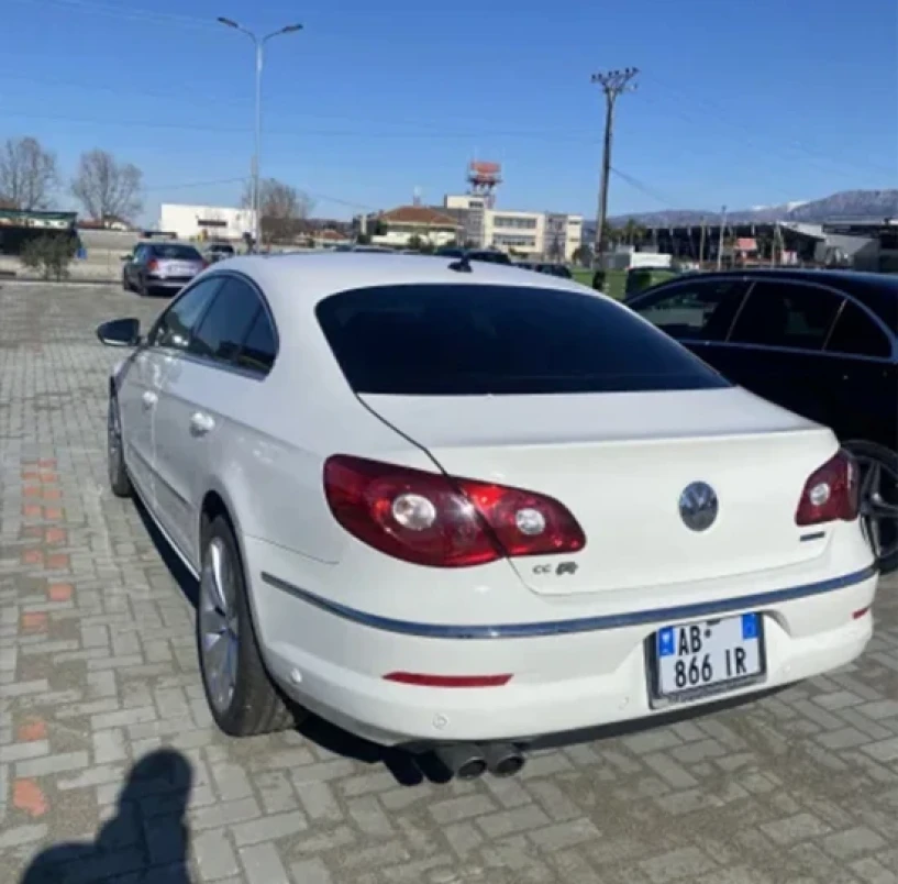 Rent a car in Tirana