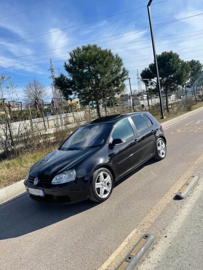 Louer une voiture à Tirana Louer une voiture à Tirana