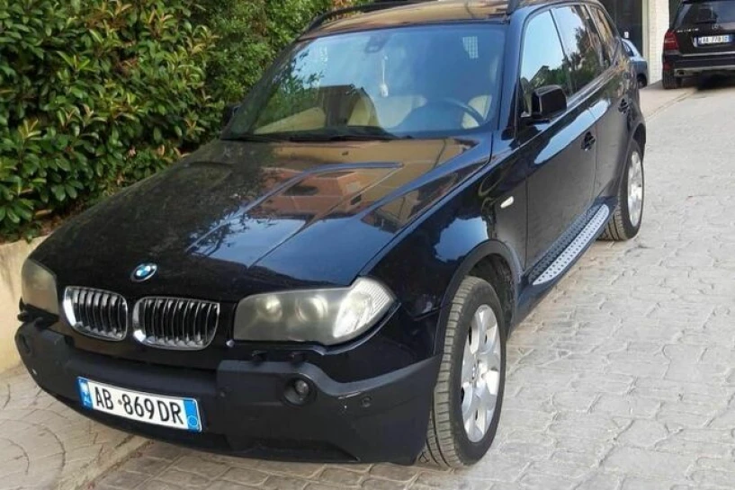 Rent a car in Tirana