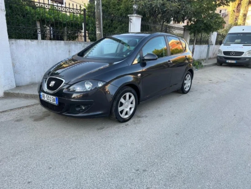 Rent a car in Tirana