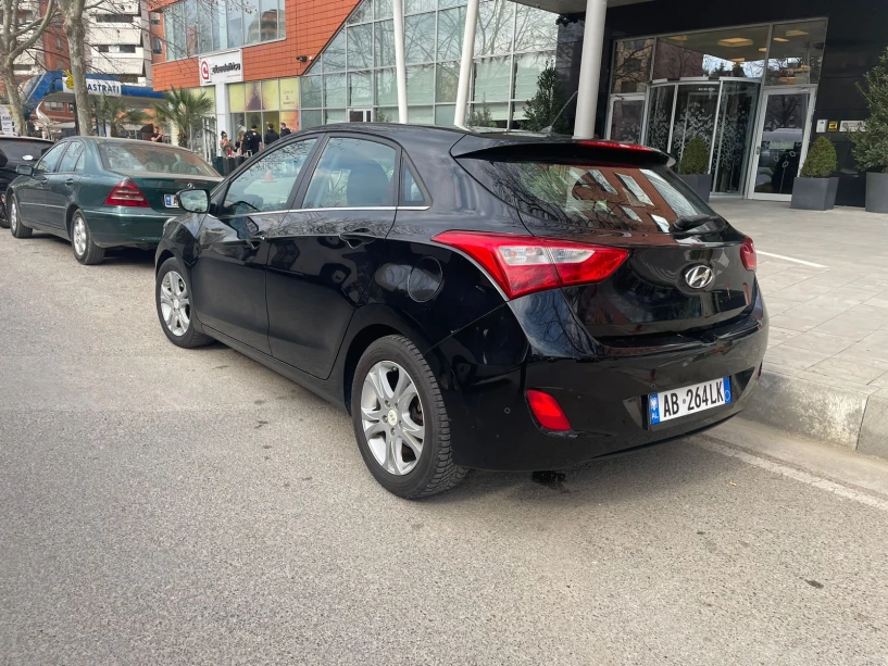 Rent a car in Tirana