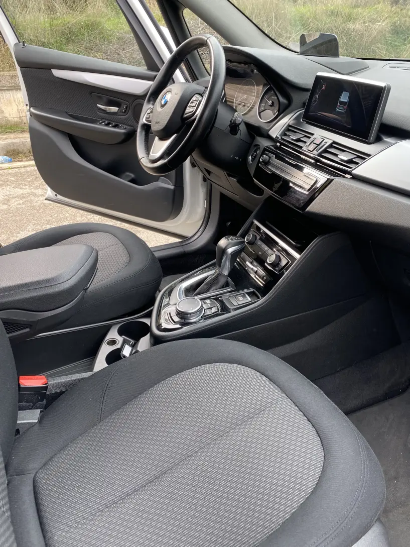 Auto mieten in Tirana