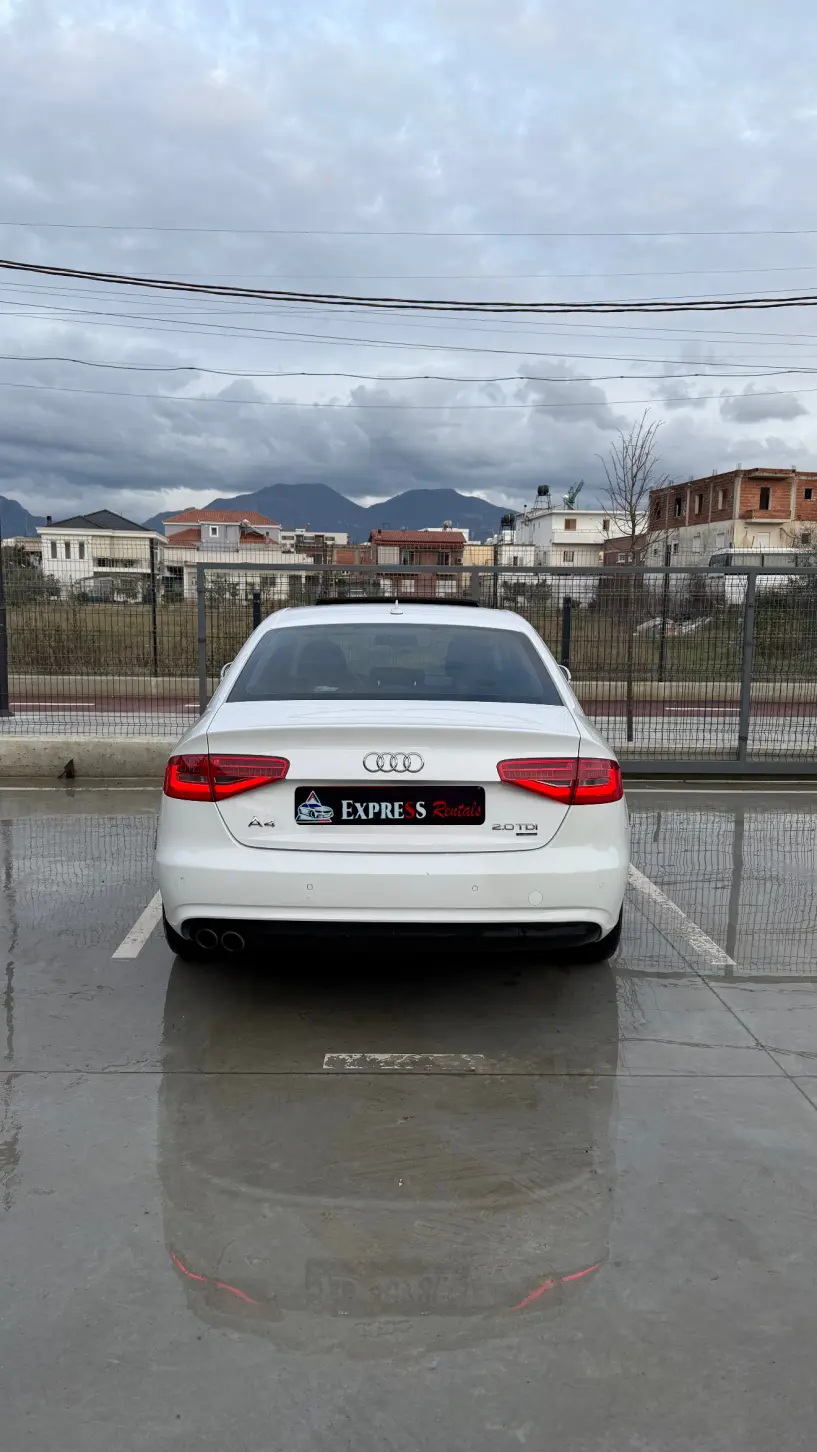 Wynajmij samochód w Tirana