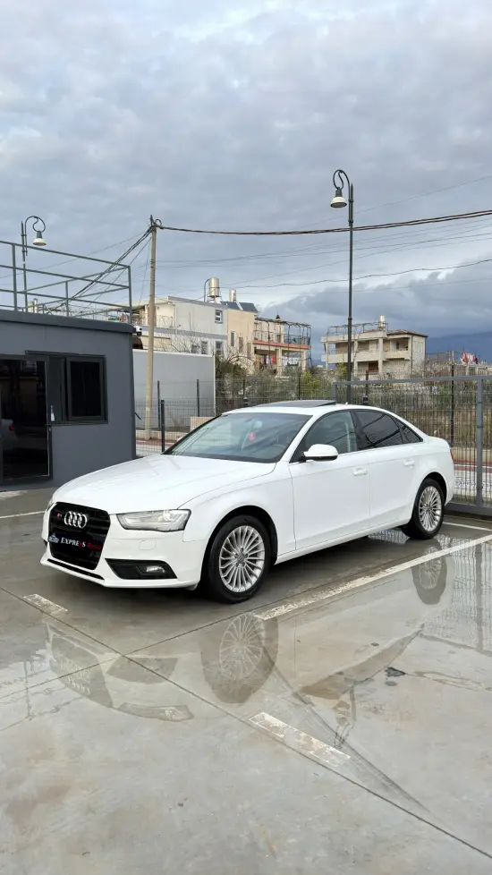 Wynajmij Audi A4 z 2014 roku w Tirana