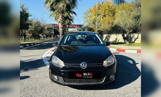 Alquila un 2010 Volkswagen Golf en Tirana