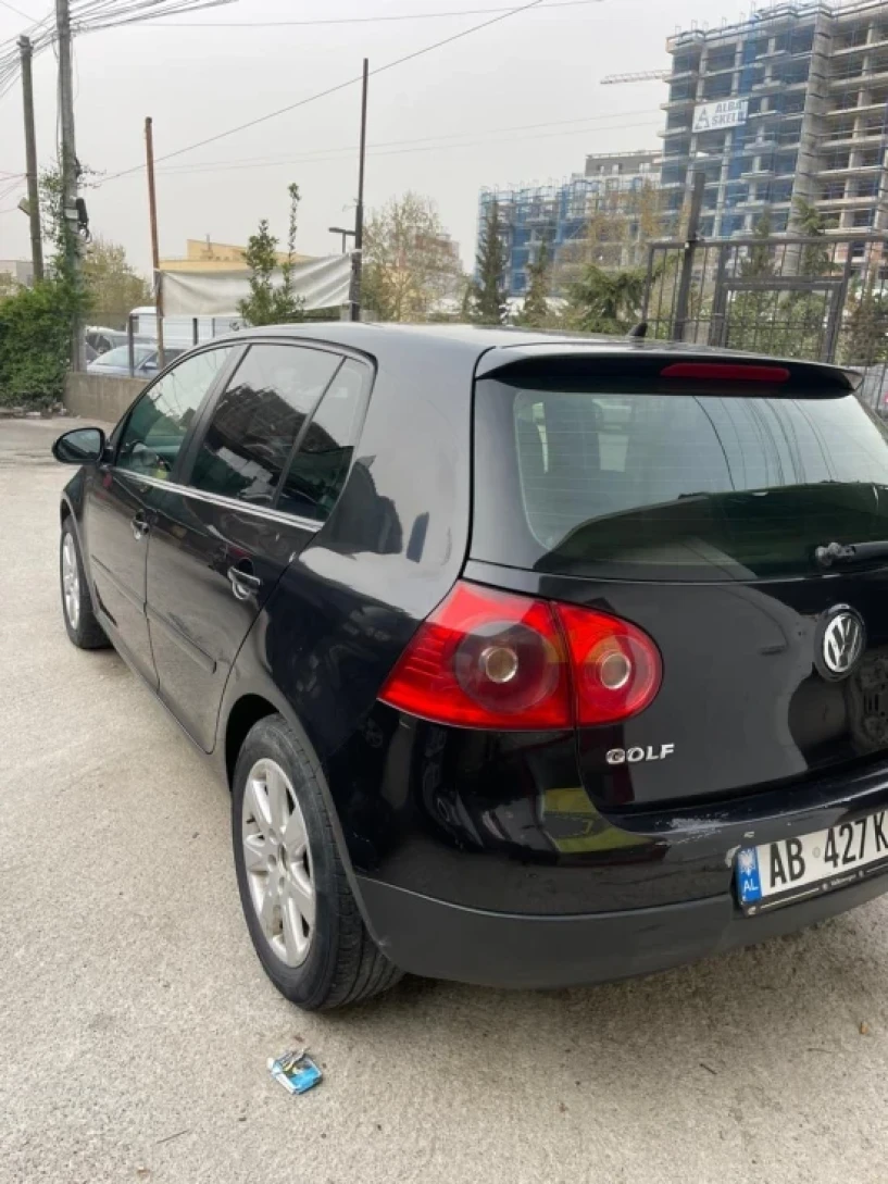 Rent a car in Tirana