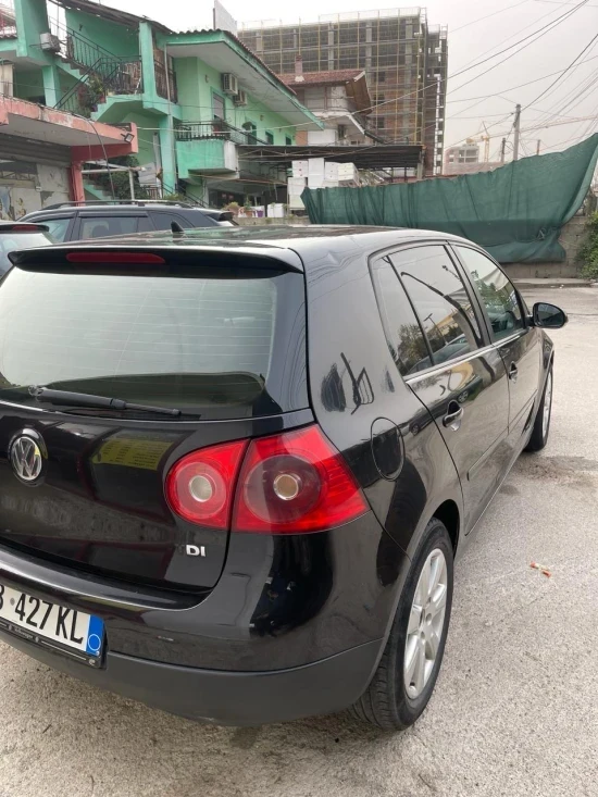 Rent a car in Tirana