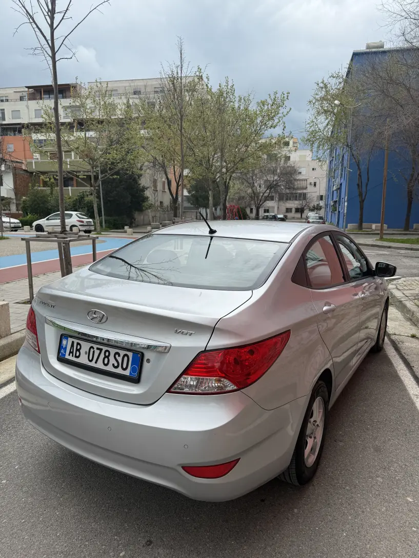 Alquila un coche en Durrës