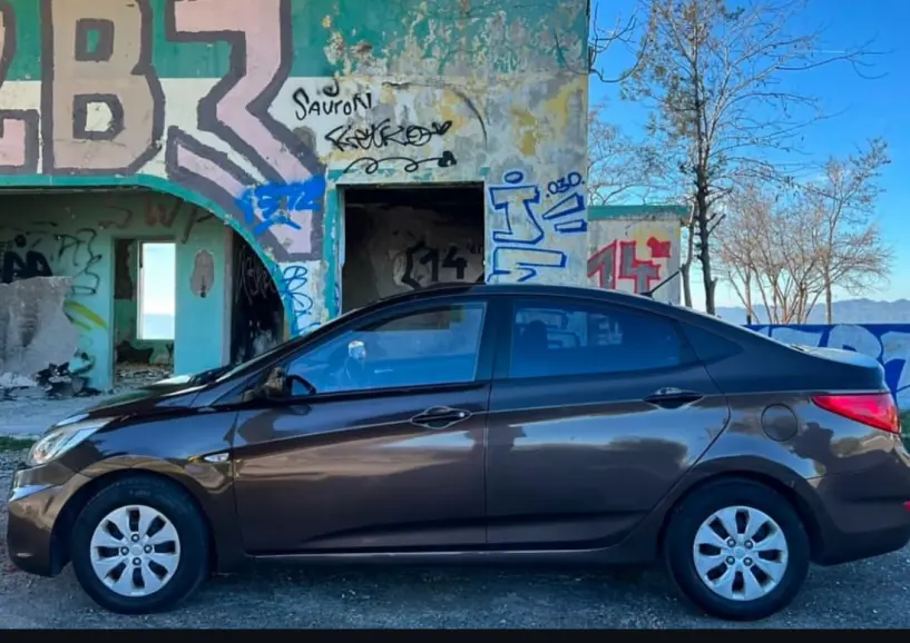 Noleggia un'auto a Tirana Noleggia un'auto a Tirana