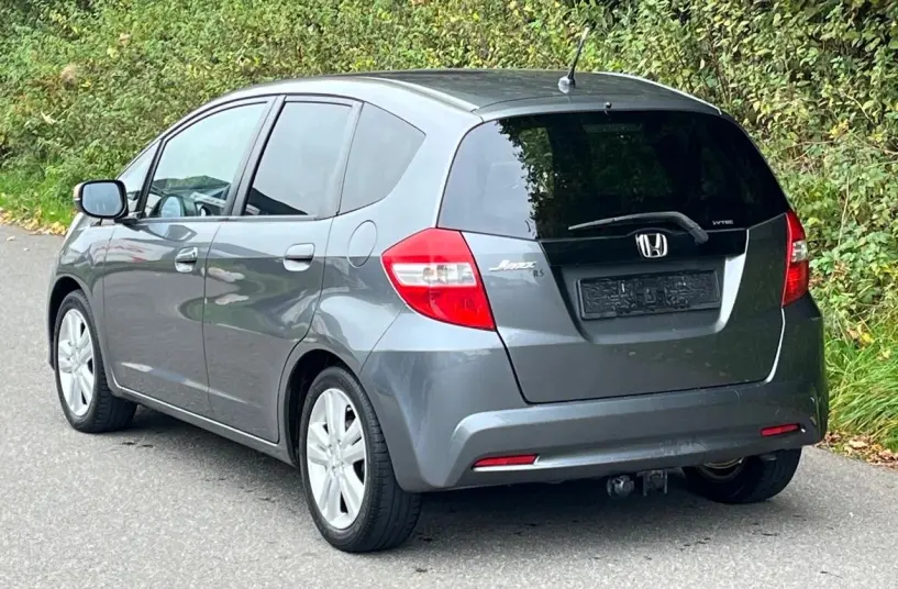 Louer une voiture à Tirana