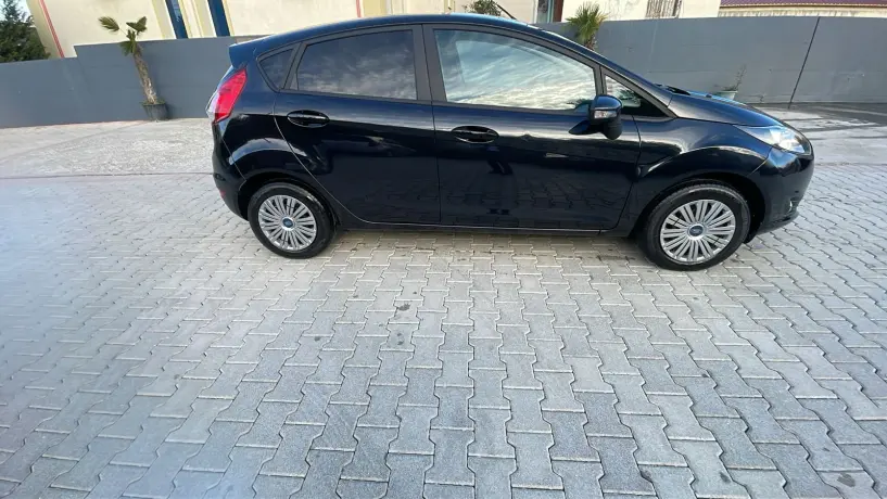Rent a car in Tirana