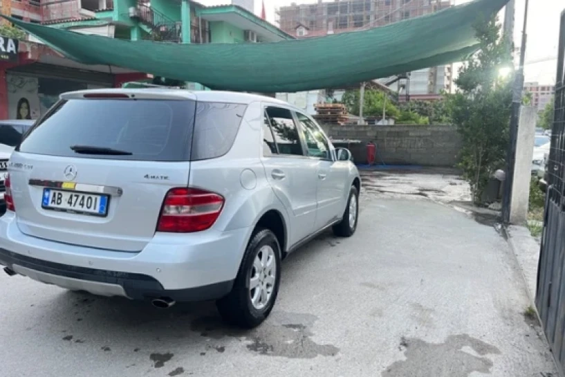 Rent a car in Tirana