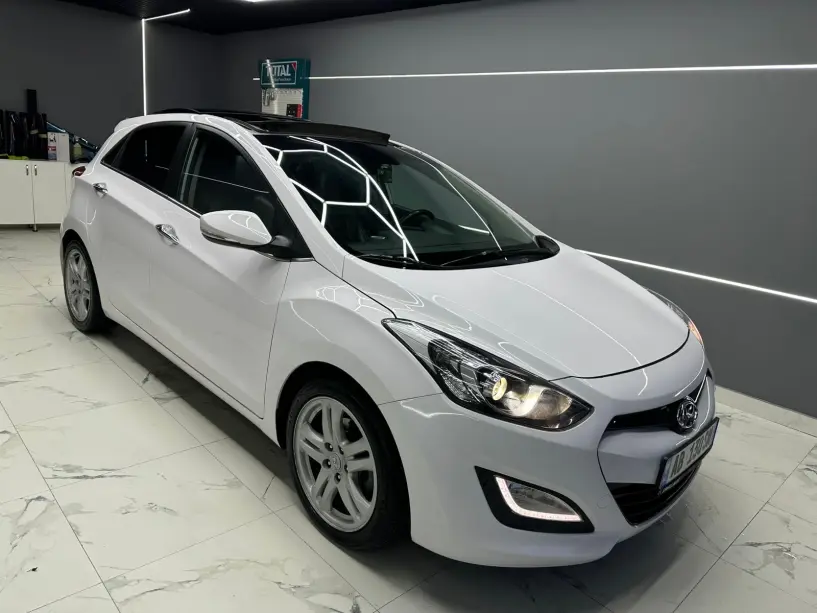 Alquila un coche en Tirana Alquila un coche en Tirana