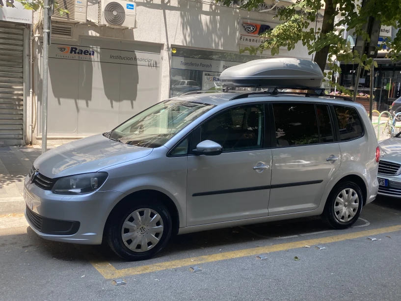 Louer une voiture à Tirana