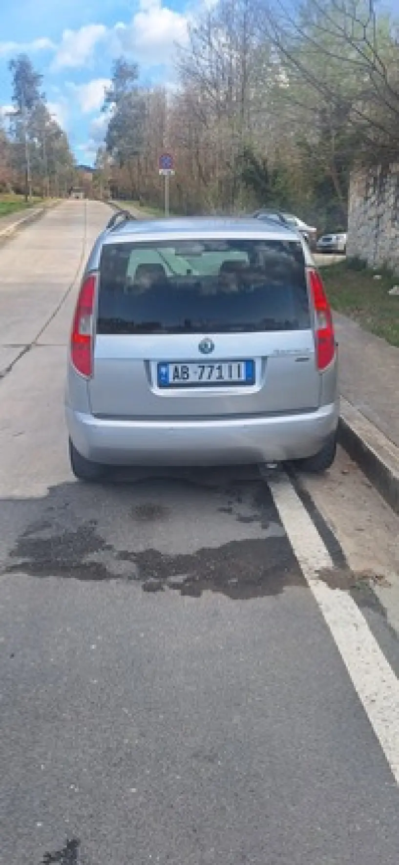 Alquila un coche en Tirana