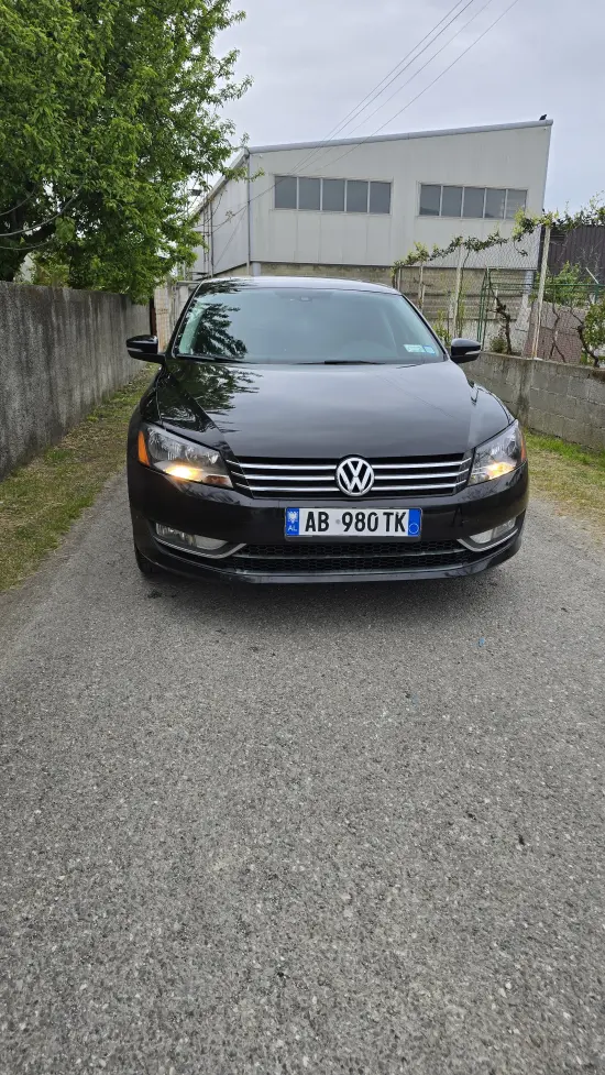 Rent a 2014 Volkswagen Passat (alle) (All) in Tirana